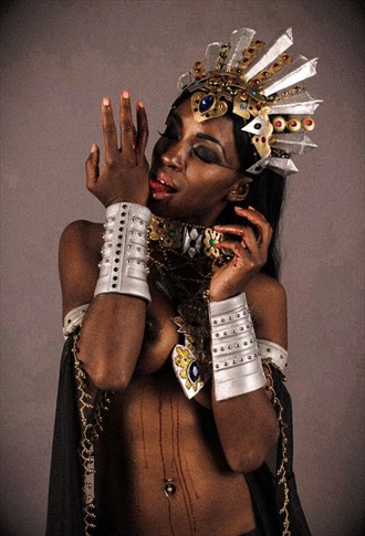 akasha the blood goddess Artistic Nude Photo by Model Britney Siren