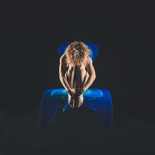 alex and the big blue chair artistic nude photo by photographer brian cann