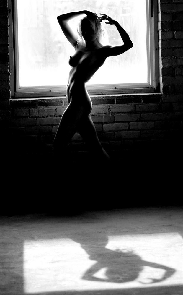 aliclairemodel artistic nude photo by photographer femmesiren