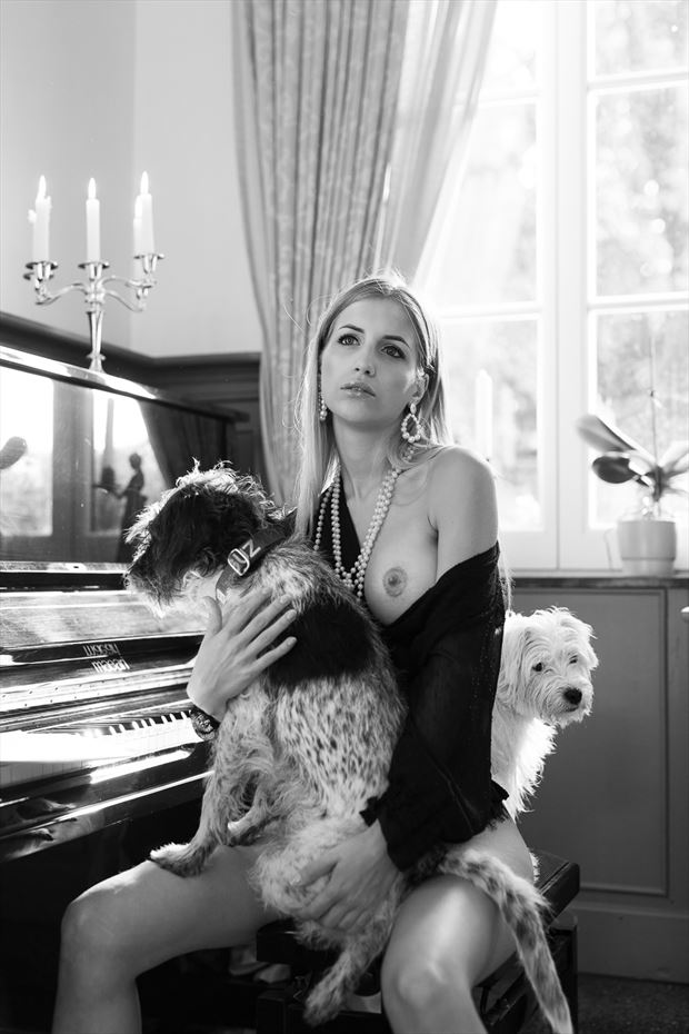 alisson and the dogs artistic nude photo by photographer ludwigdesmet