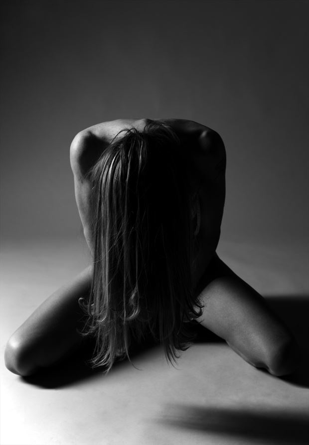 alternative model implied nude photo by photographer johnvphoto