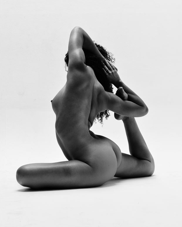amelia twist artistic nude photo by photographer 2photographics