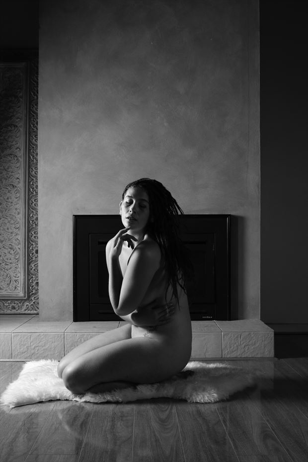 annamaria kneeling artistic nude photo by photographer john matthews