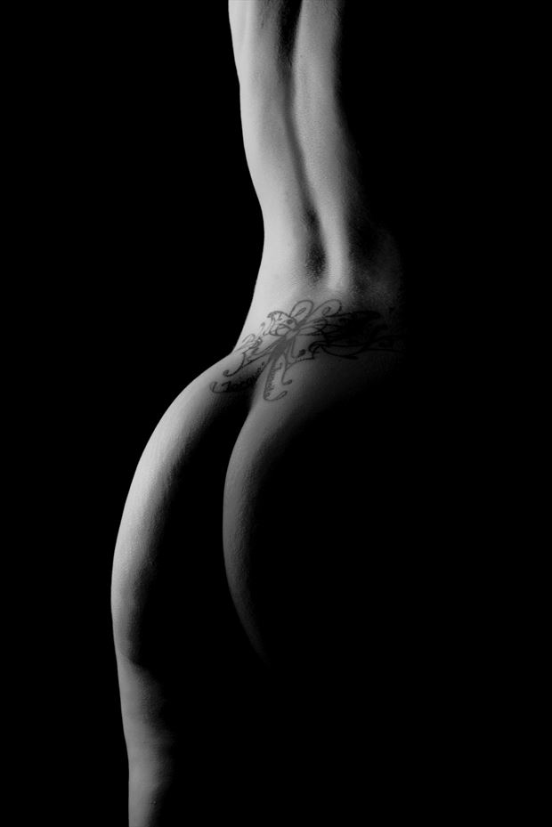 arched artistic nude photo by photographer andre