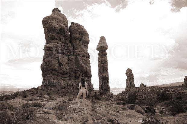 arches national park ut artistic nude photo by photographer ray valentine