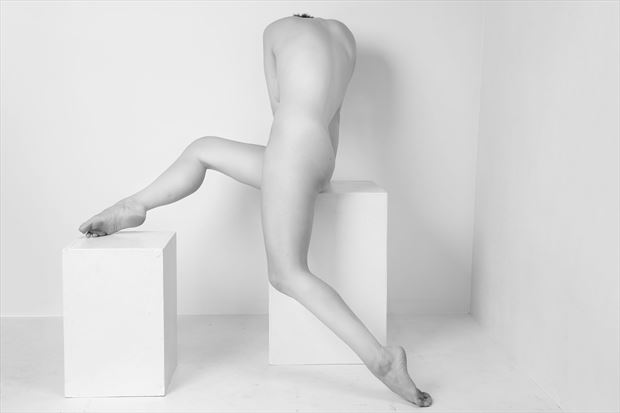 art pose on white with nymaea artistic nude photo by photographer lightworkx