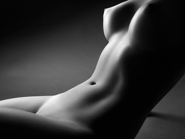 artistic nude abstract artwork by photographer lomobox