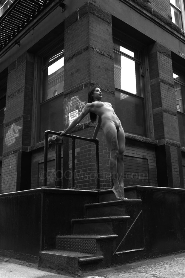 artistic nude alternative model photo by model savannah sapphire