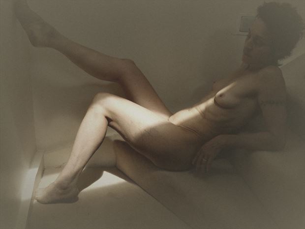 artistic nude candid photo by photographer dvan