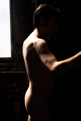 artistic nude chiaroscuro photo by model sb2023