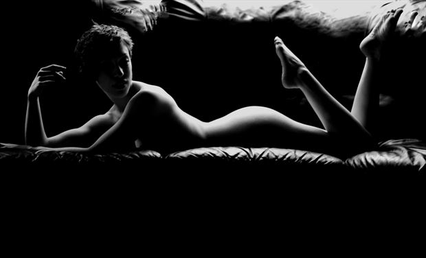 artistic nude chiaroscuro photo by photographer afplcc