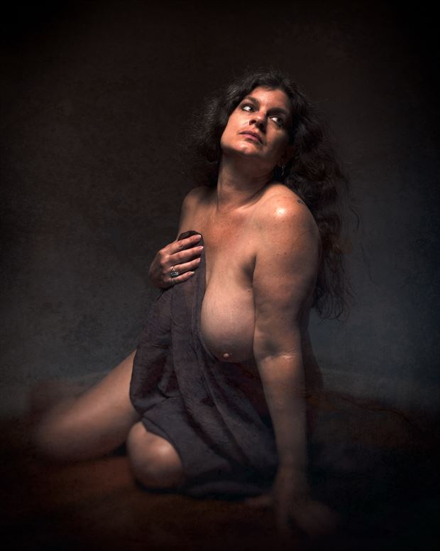 artistic nude chiaroscuro photo by photographer michael v
