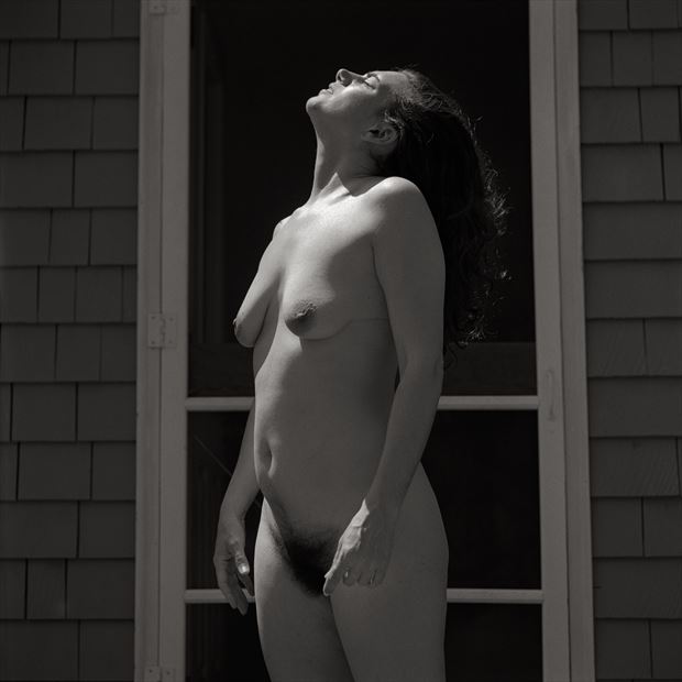 artistic nude chiaroscuro photo by photographer peaquad imagery