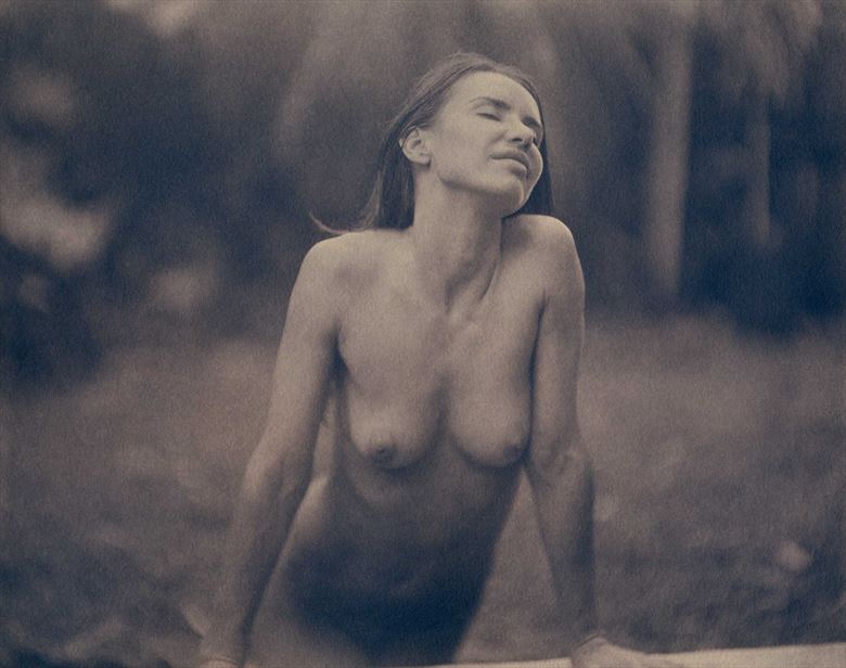 artistic nude emotional photo by photographer dwayne martin