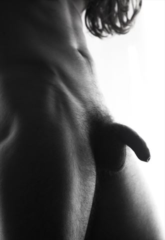 artistic nude erotic photo by photographer maximilian p