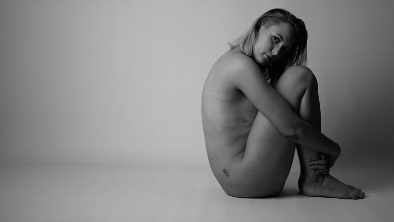 artistic nude erotic photo by photographer studio208