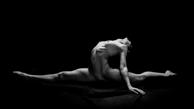 artistic nude erotic photo by photographer studio208
