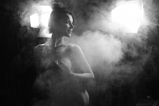 artistic nude erotic photo by photographer vlad mihailescu