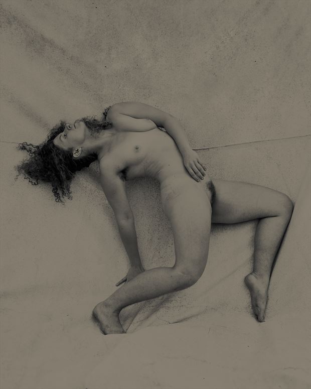 artistic nude experimental photo by model madeline reynolds