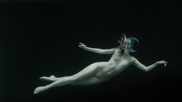 artistic nude fantasy photo by photographer gregory holden
