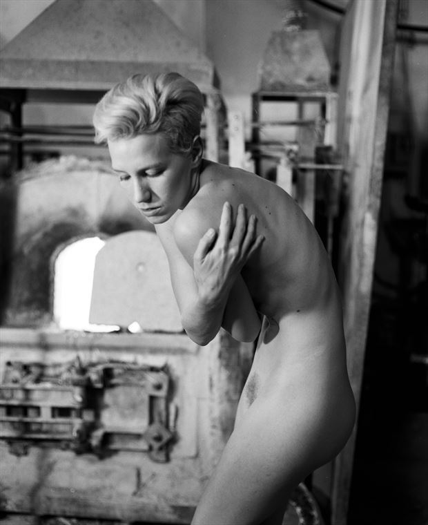artistic nude figure study artwork by photographer christopher ryan