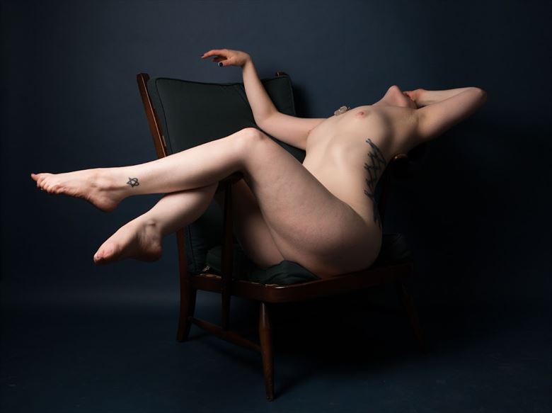 artistic nude figure study photo by model donna marie
