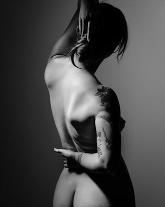 artistic nude figure study photo by photographer genuineburke