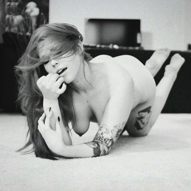 artistic nude figure study photo by photographer grey johnson