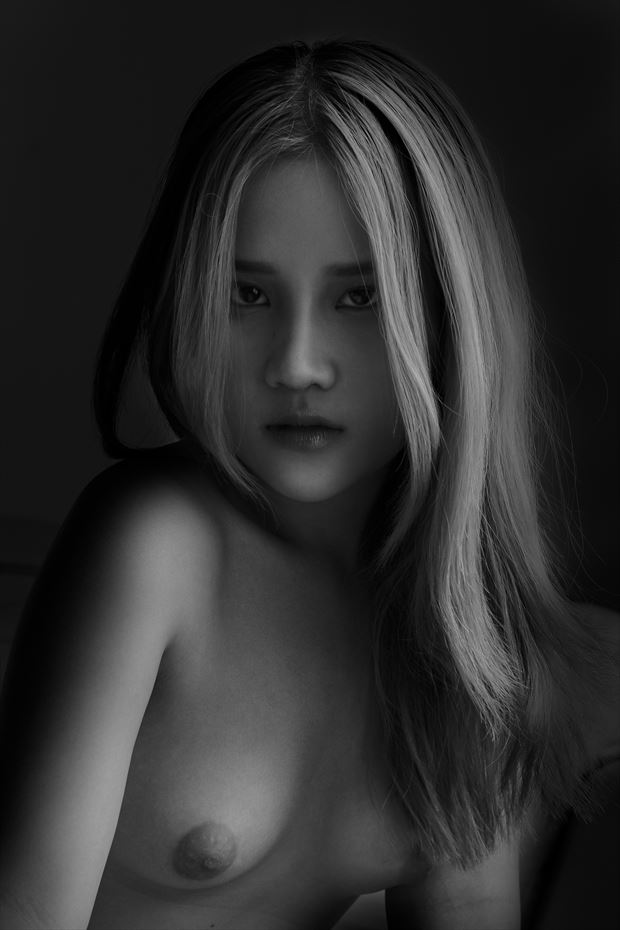 artistic nude glamour photo by photographer thanhnt