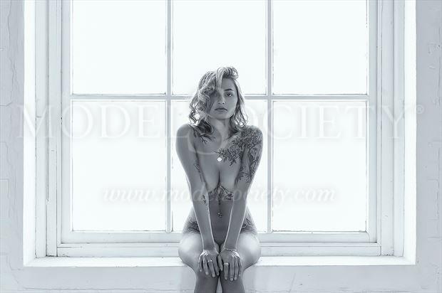artistic nude implied nude photo by photographer pheonix
