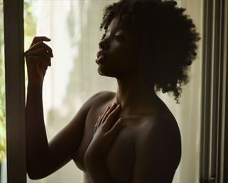 artistic nude natural light photo by model dakota simone