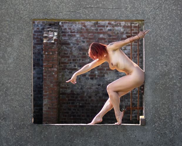 artistic nude natural light photo by photographer colin winstanley