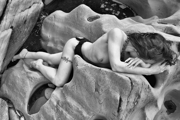 artistic nude nature artwork by model blackswann_portfolio