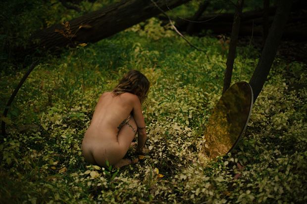 artistic nude nature artwork by photographer isyncratic