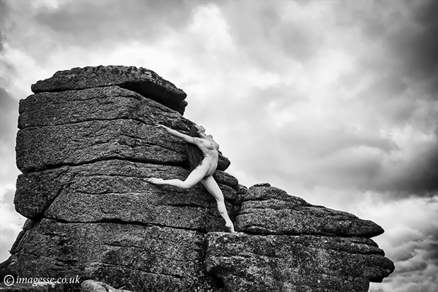 artistic nude nature photo by model elle beth