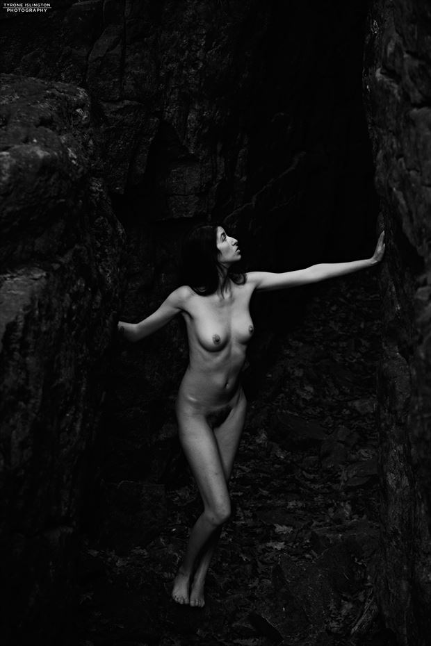artistic nude nature photo by model vittoria