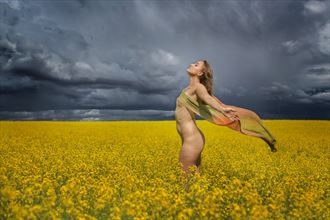 artistic nude nature photo by photographer milchuk