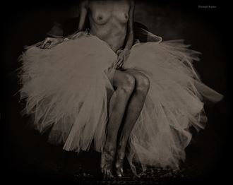 artistic nude photo by model anna hodges