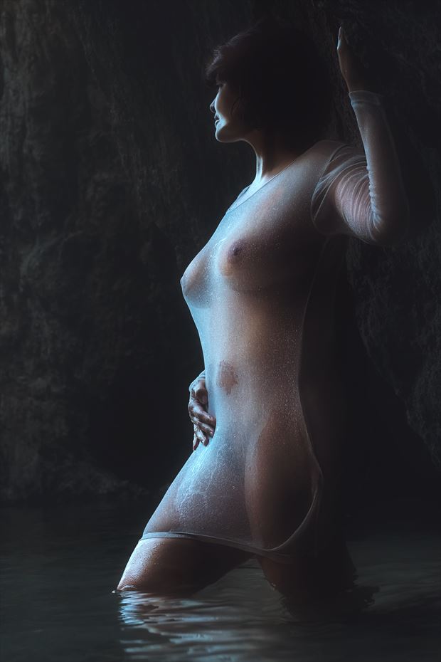 artistic nude photo by model claudiavd