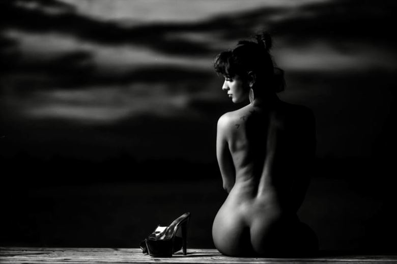 artistic nude photo by photographer backntimephoto