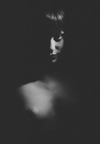 artistic nude photo by photographer dark eyes wander
