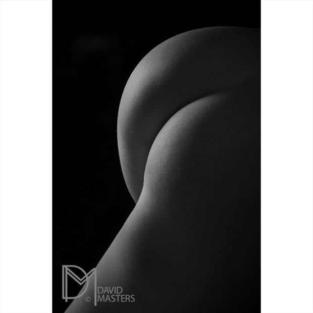 artistic nude photo by photographer david masters