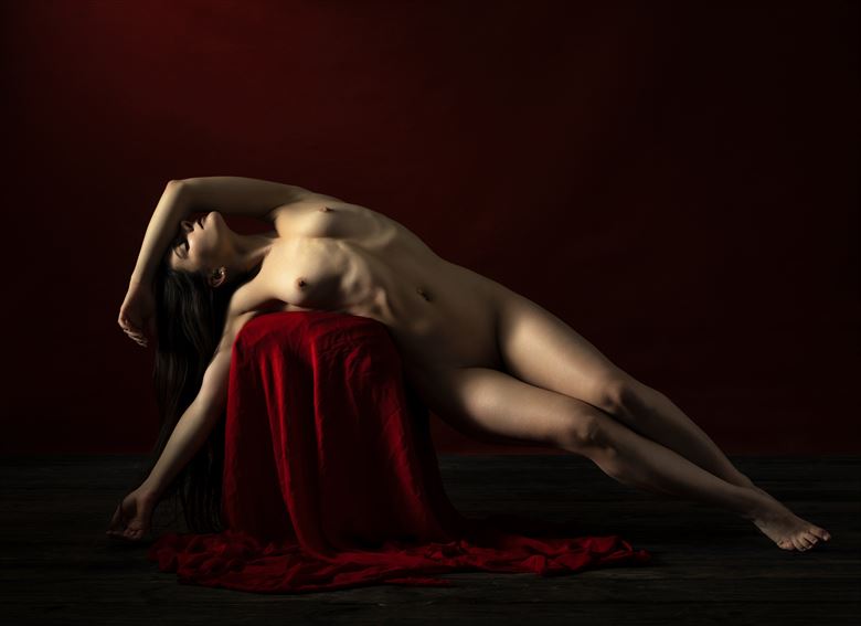 artistic nude photo by photographer ellis