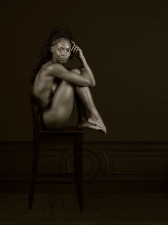artistic nude photo by photographer fotostrobe