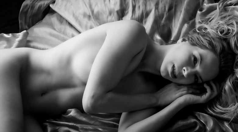 artistic nude photo by photographer gordon david