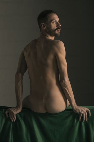 artistic nude photo by photographer kiko lozano
