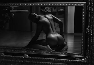 artistic nude photo by photographer milanocz