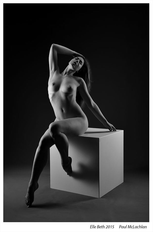 artistic nude photo by photographer paul black