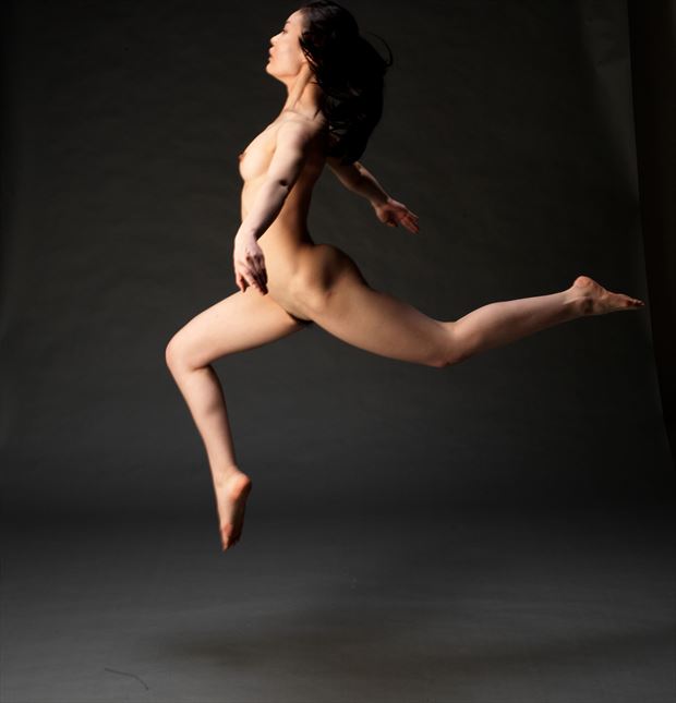 artistic nude photo by photographer tadashi