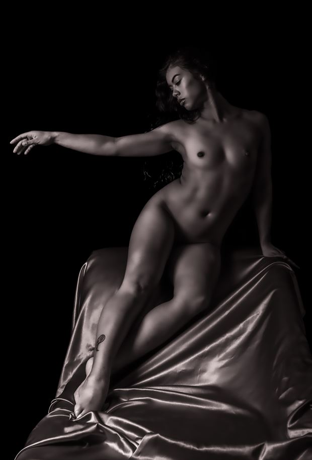 artistic nude sensual photo by artist redashphotos